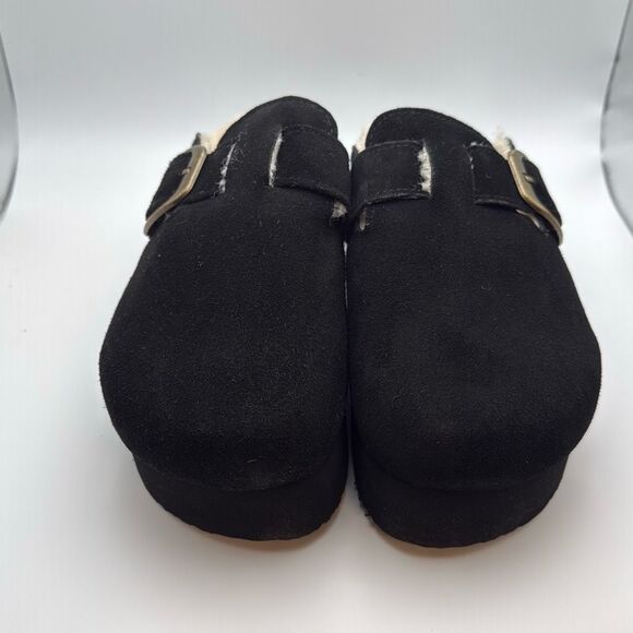 CUSHIONAIRE Women's Cozy Genuine Suede Platform Clog SIZE 8.5 WIDE BLACK - Picture 2 of 7